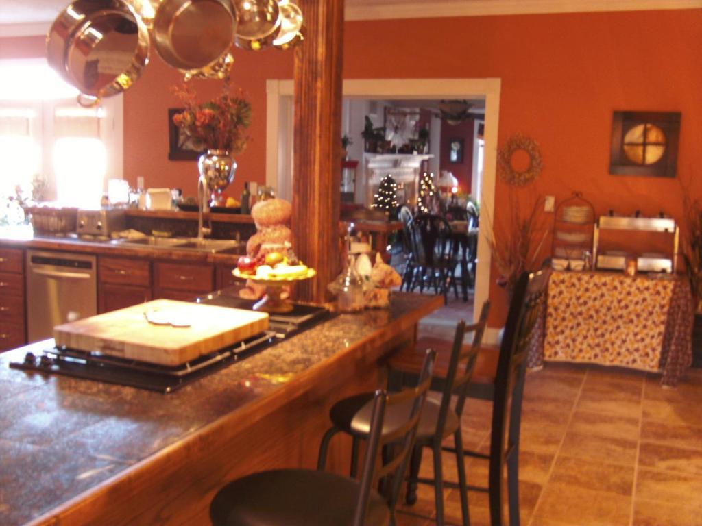 Brookside Inn At Laurens ภายนอก รูปภาพ